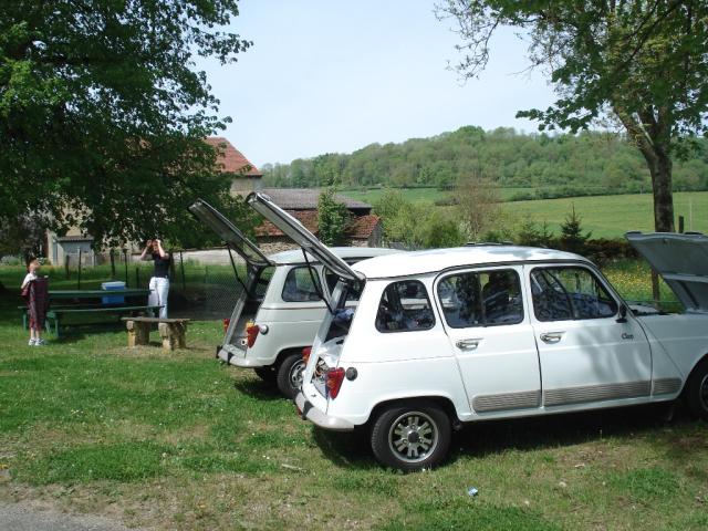 Pause casse-croûte à mi-chemin