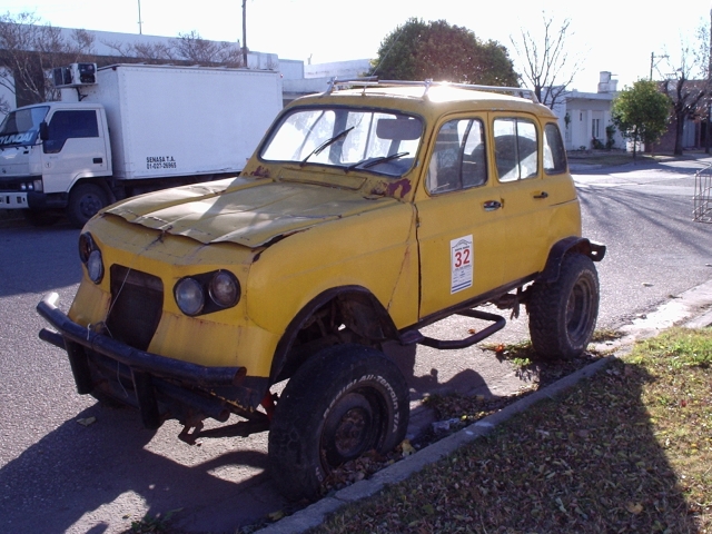 renault 4L 002