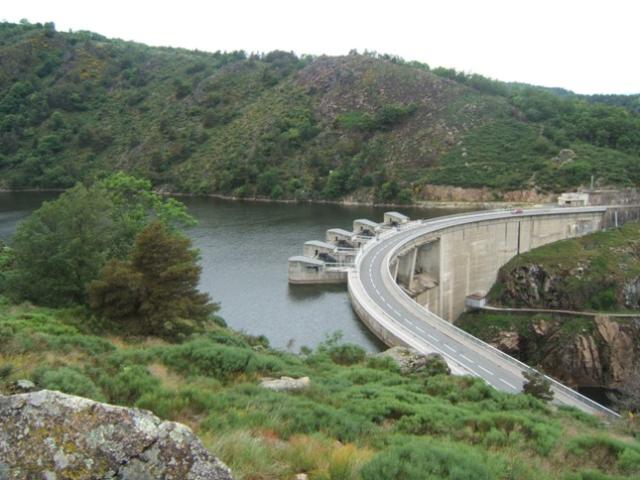 Le barrage de Grangent