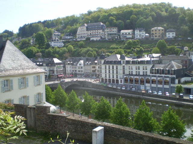 06 - Vue de Bouillon