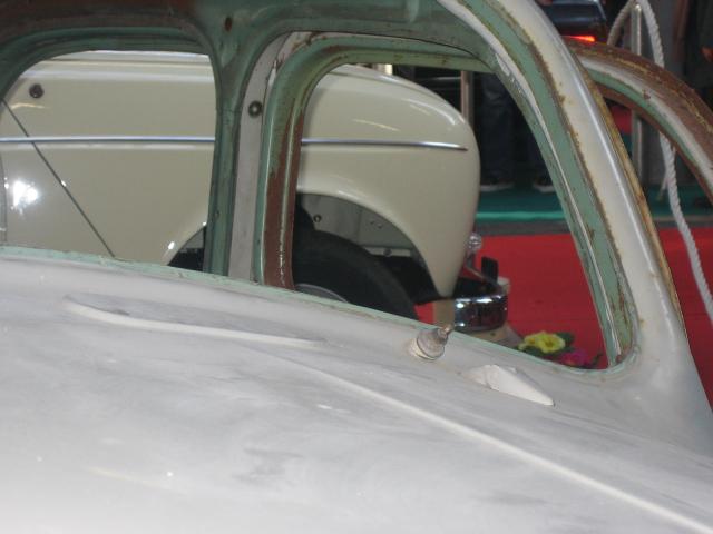 4CV détail