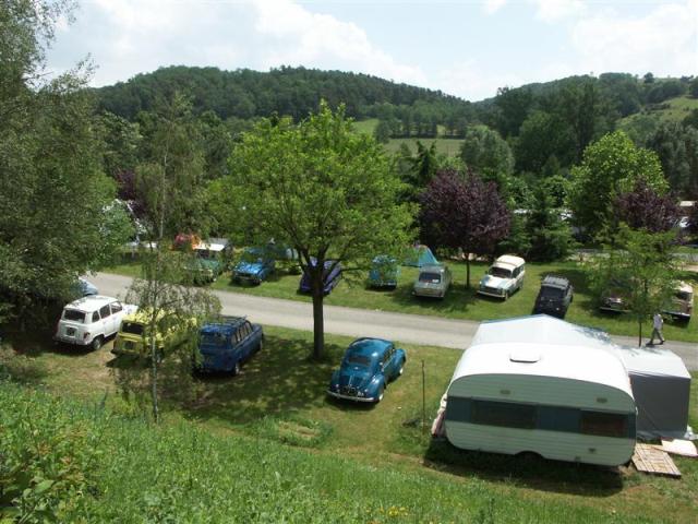 un camping plein de 4L!