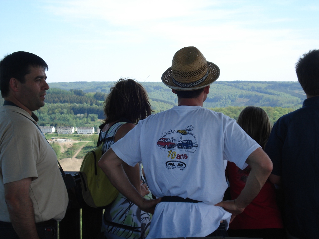 112 marches à gravir pour atteindre le sommet du belvédère. La vue splendide récompense l'effort.